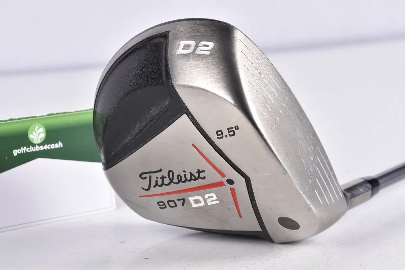 Casual Fit Wear Titleist 907 D2 Driver / 9.5 Degree / Regular Flex Diamana Blue 65 Shaft Casual Fit Wear Titleist 907 D2 Driver / 9.5 Degree / Regular Flex Diamana Blue 65 Shaft