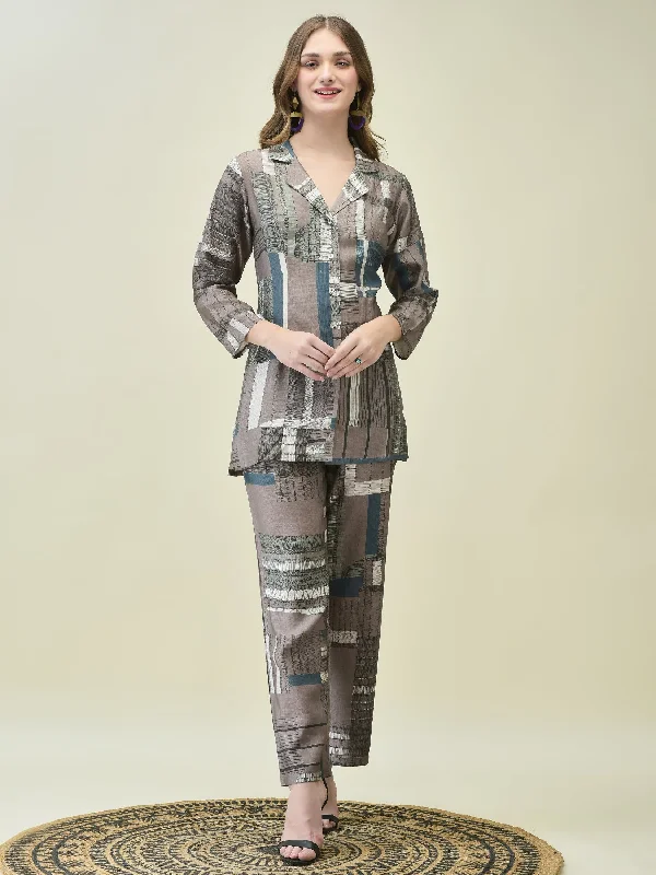 Comfortable Lifestyle Women Liva Khadi Silk Grey Geometric Print Co-Ord Set