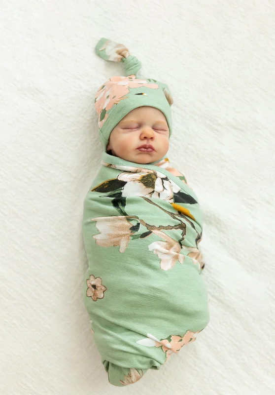 Urban Design Sense Gia Swaddle Blanket & Newborn Hat Set