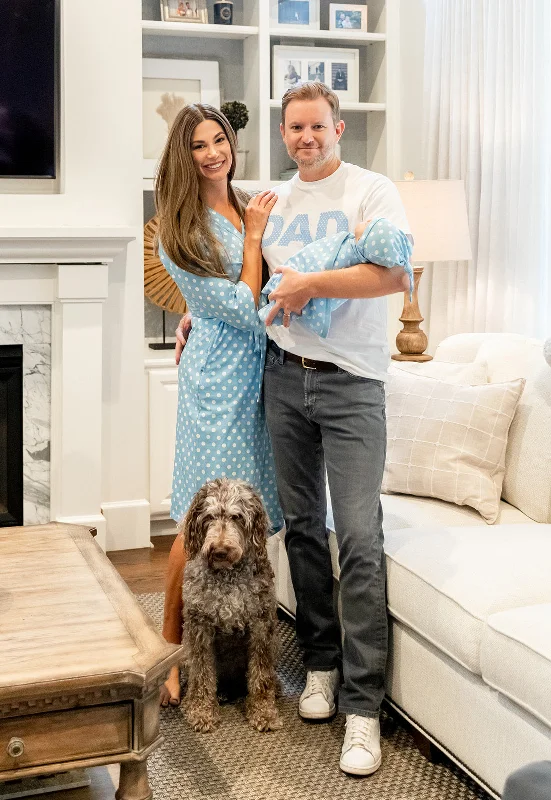 Effortless Looks Nicole Robe & Newborn Swaddle Blanket Set & Dad T-Shirt