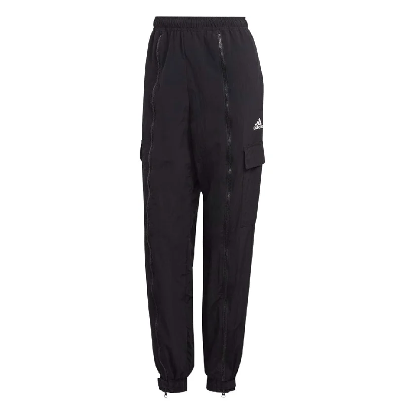 Cozy Fit adidas - Women's Dance Woven Versatile Cargo Pant (IC6628)