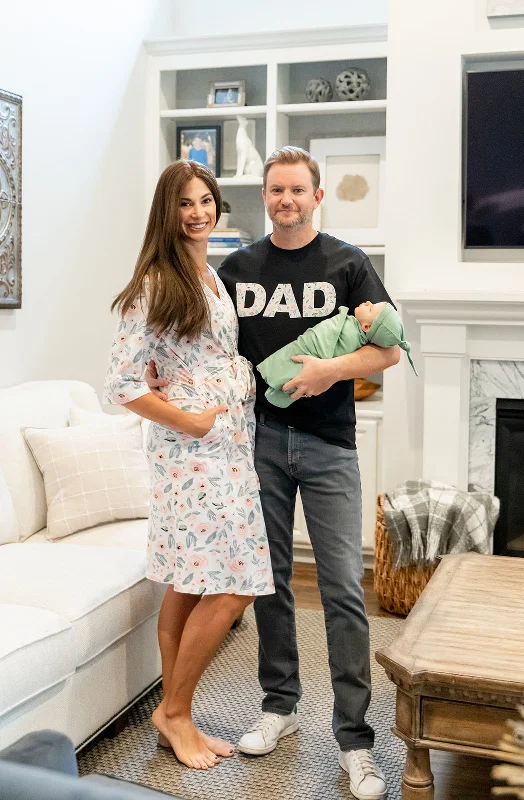 Comfortable Looks Ivy Robe & Sage Newborn Swaddle Blanket Set & Dad T-Shirt