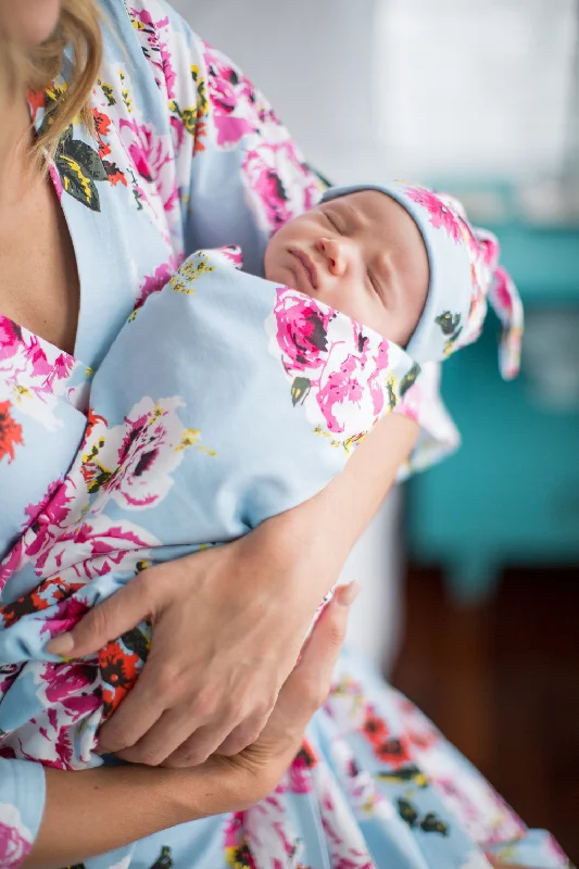 Classic Design Isla Swaddle Blanket & Newborn Hat Set