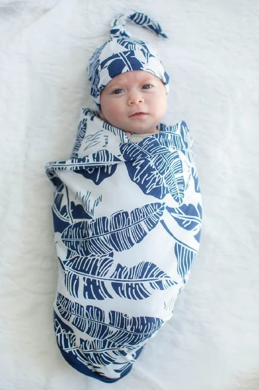 Soft Clothing Serra Swaddle Blanket & Newborn Hat Set
