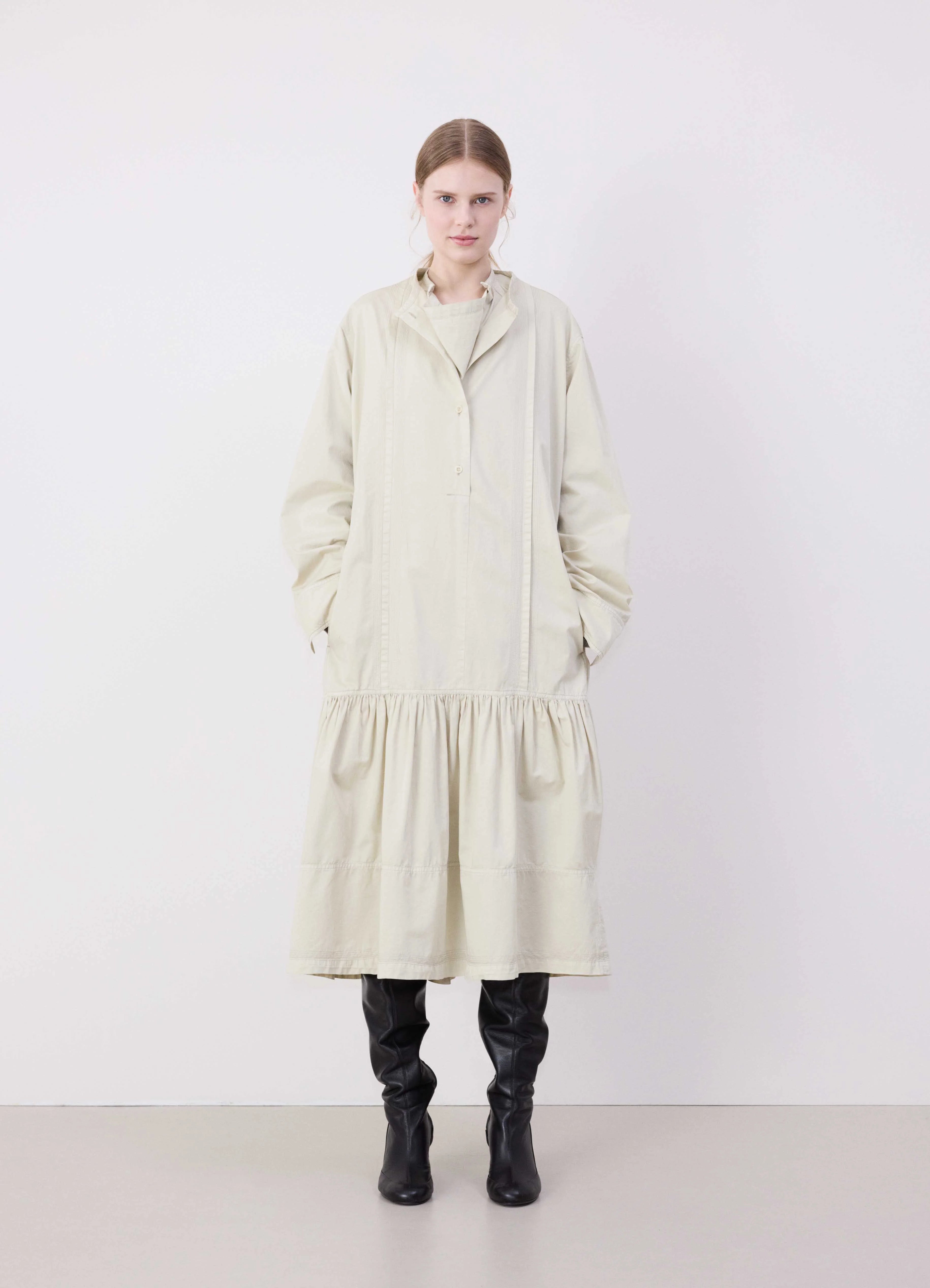 Casual Fit MULTI-TOPSTITCH GATHERED DRESS