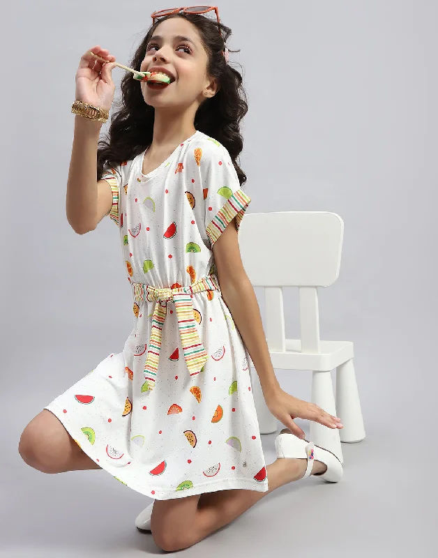 Stylish Ease Girls White Printed Round Neck Half Sleeve Dress