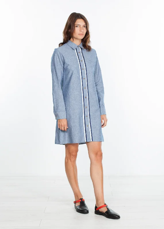 Trendy Layers Chambray Shirtdress in Blue