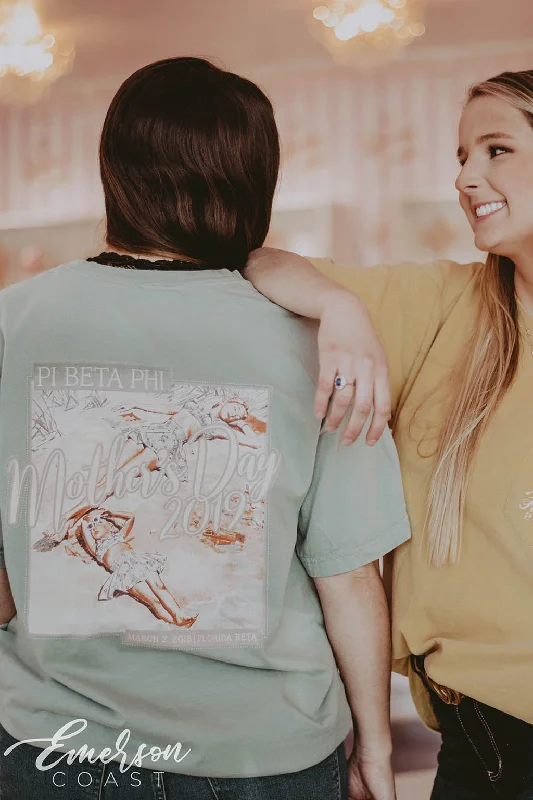 Elegant Design Pi Beta Phi Mom's Day Green Tee