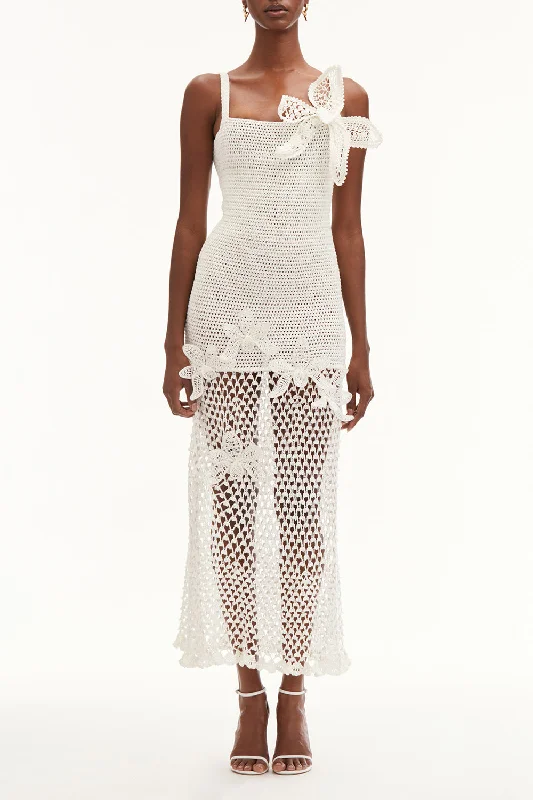 Minimal Classic Halter Orchid Embroidered Dress