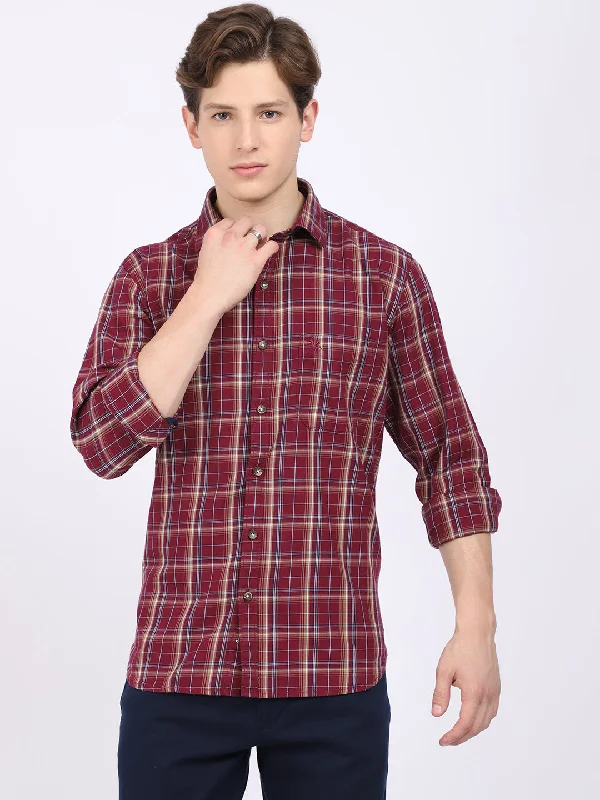 Men's Maroon Casual Medium Checks Full Sleeve Shirt