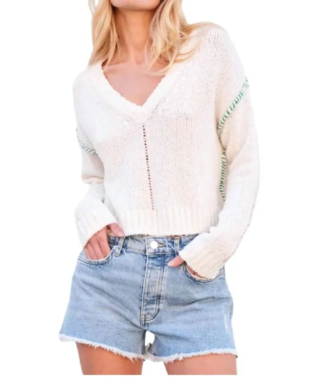 Exquisite Craftsmanship V-Neck Sweater In Cream