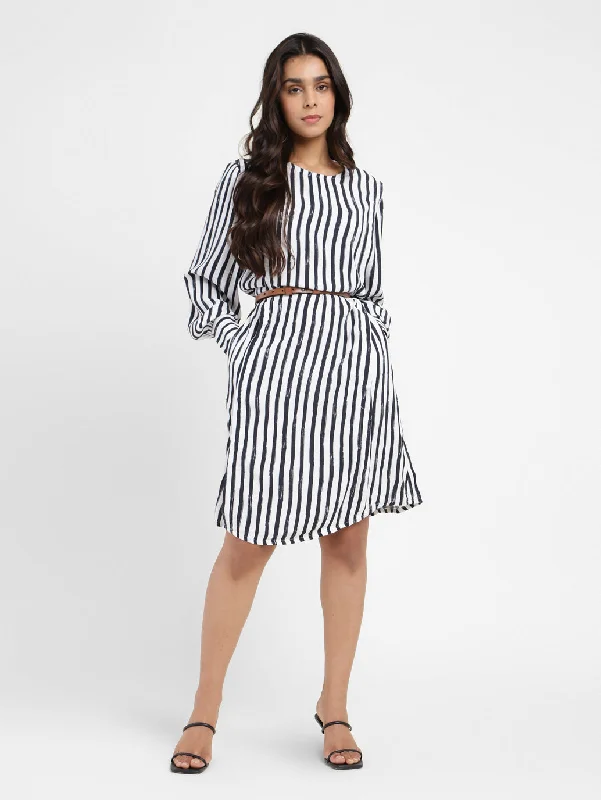 Short Design Women's Striped Round Neck Dress