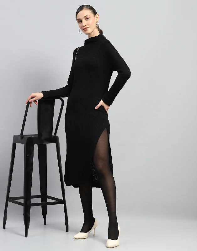 Weekend Wear Women Black Self Design Turtle Neck Full Sleeve Dress