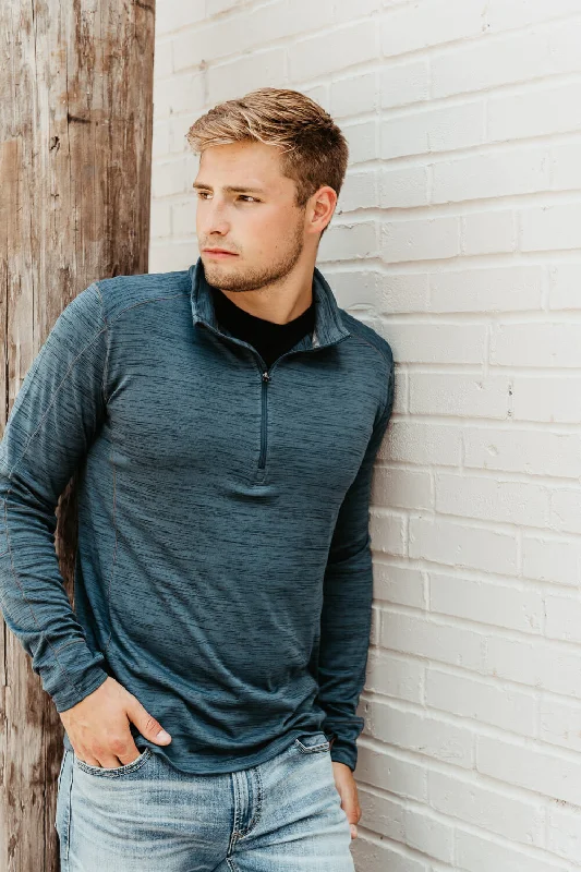 Free Design Kuhl Alloy Quarter Zip Pullover for Men in Blue | 3118-MIDNIGHT