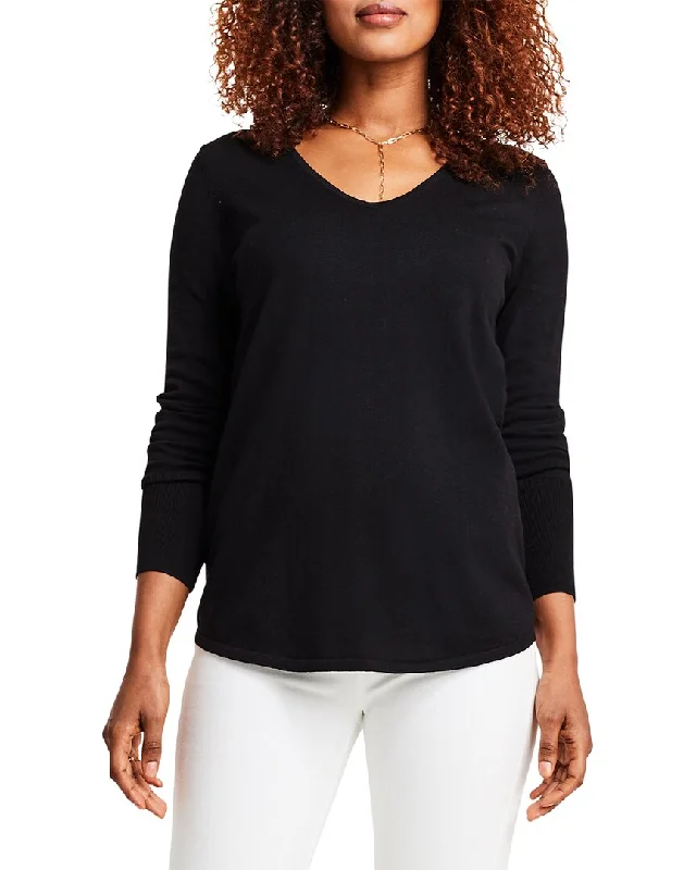 Easy Style Nic+Zoe Petite Vital V-Neck Top