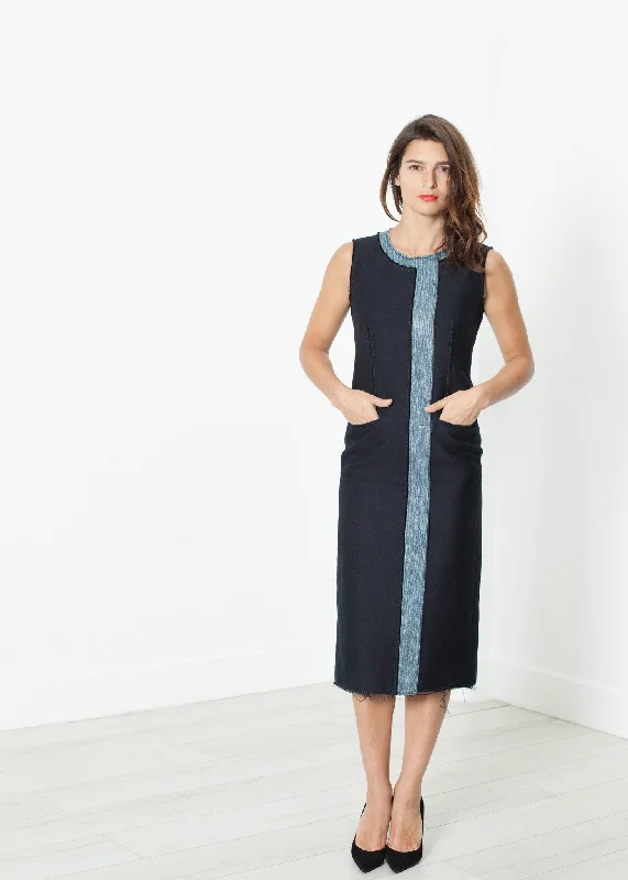 Casual Chic Outfits Denim Dress in Denim