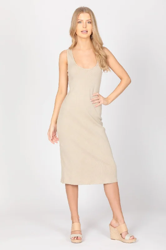 Relaxed Wear Sleeveless Body Con Dress
