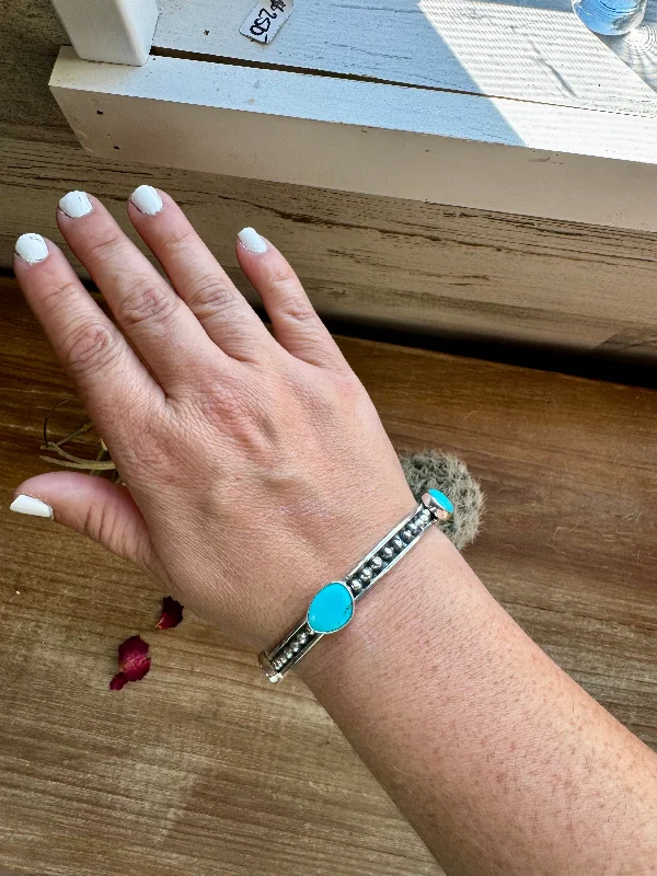 Comfortable Fashion Looks Sterling silver bangle Bracelet with kingman turquoise