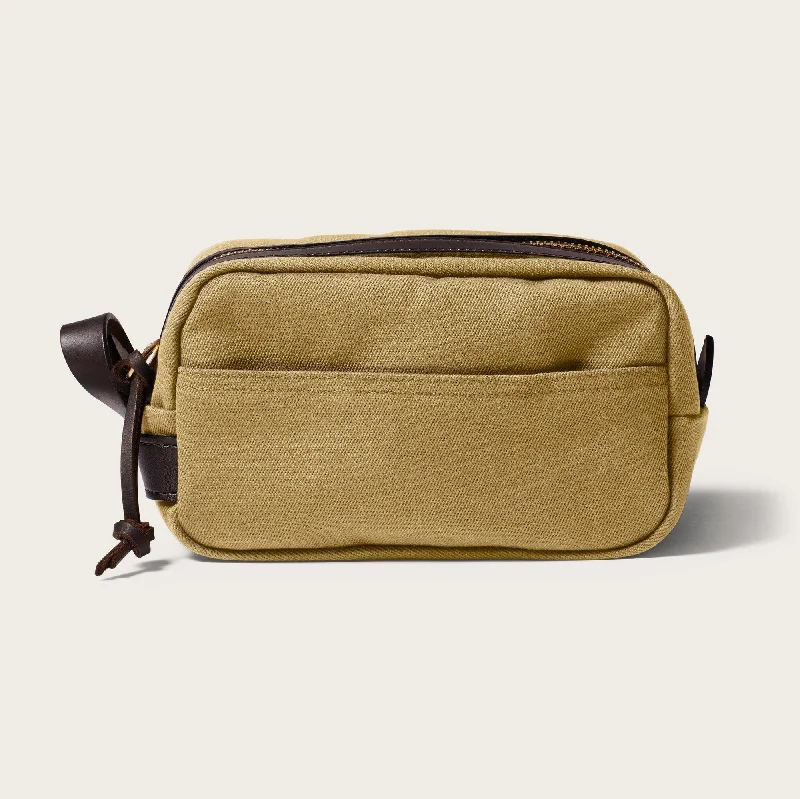 End Of The Year RUGGED TWILL TRAVEL KIT
