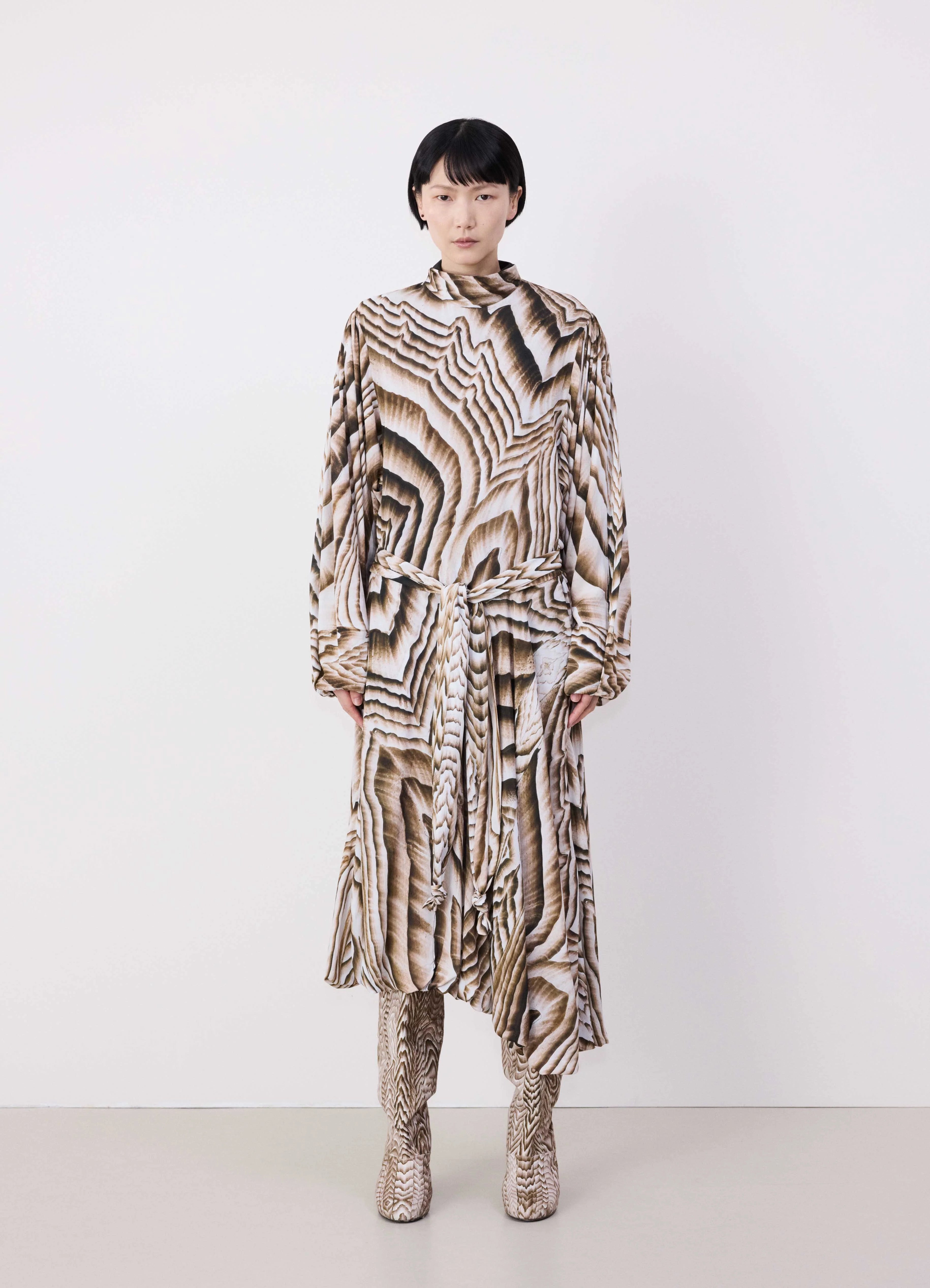 Windbreaker fashion PRINTED KNOTTED DRESS