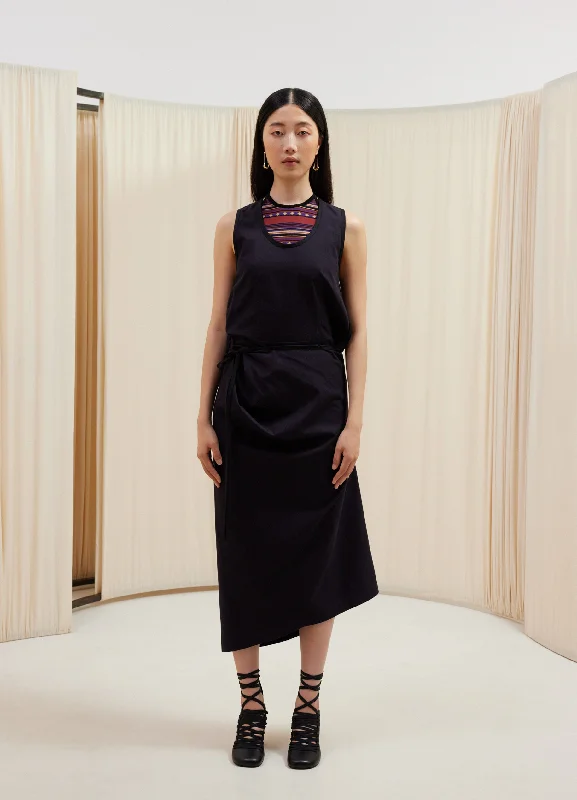 Comfortable Design SLEEVELESS WRAP DRESS