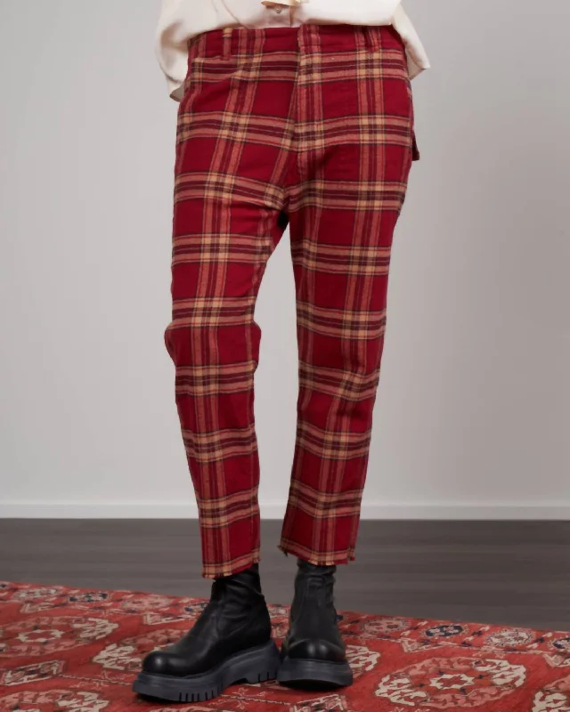 Minimal Style Griffin Flannel Pants In Cranberry