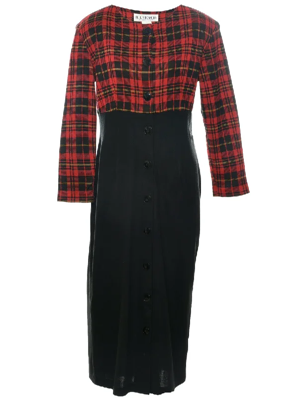 Effortless Looks Checked Dress - M