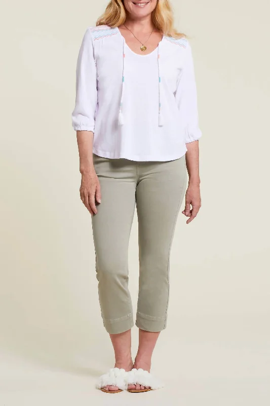 Fashion Innovation 5 Pocket Kick Flare Pull On Capri In Green