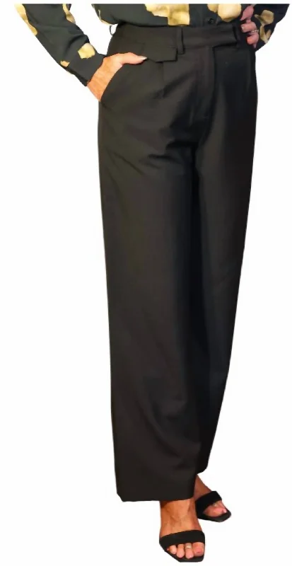 Exquisite Fabrics Crepe Trousers In Black