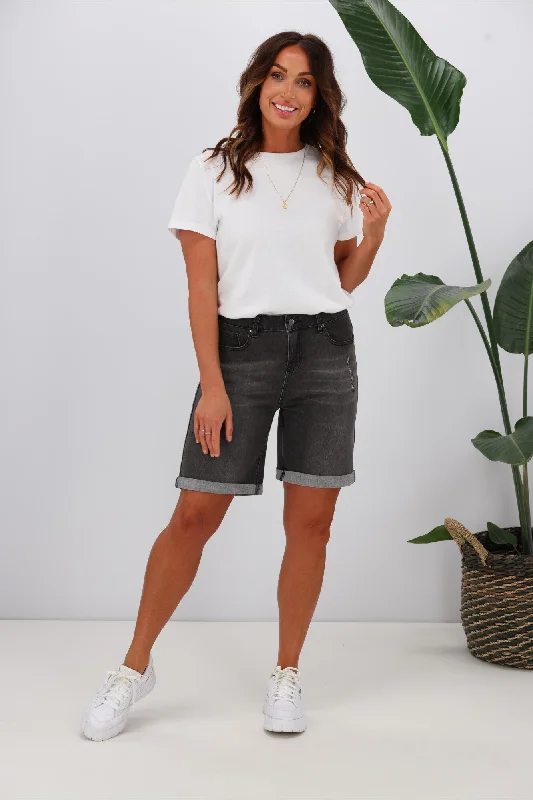 Shine On Label Boyfriend Shorts Washed Charcoal