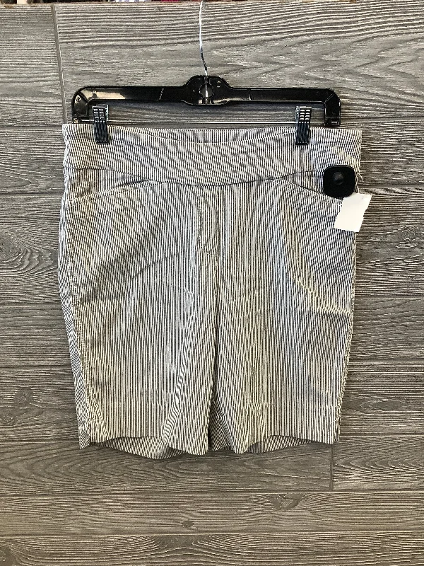 Slightly Flared Design Shorts By Hilary Radley In Grey, Size: 8
