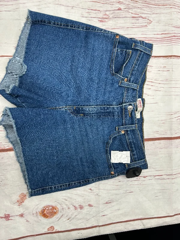 Classic Shorts By Levis In Denim, Size: 12