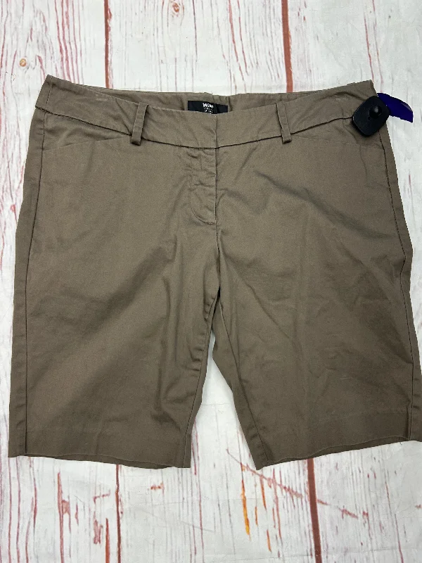 Fashion Must-have Shorts By Mossimo In Brown, Size: 14