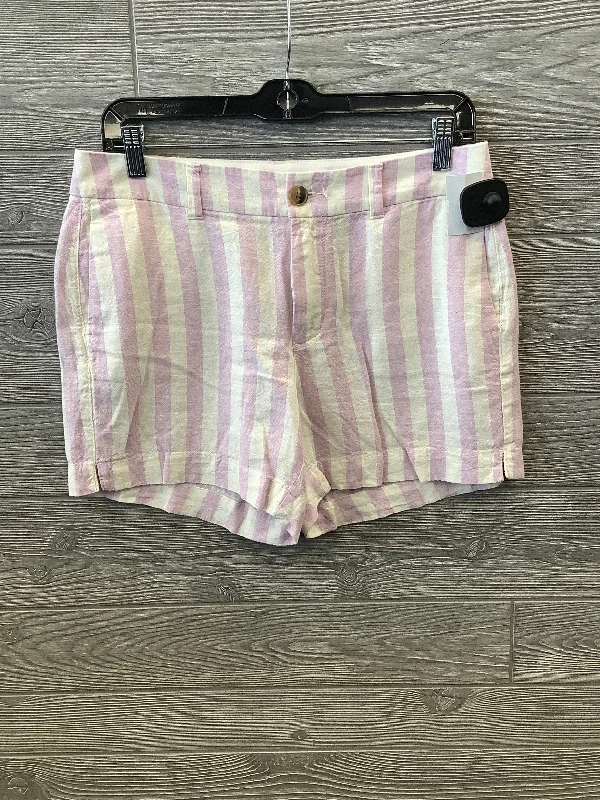 Versatile Items Shorts By Old Navy In Striped Pattern, Size: 4