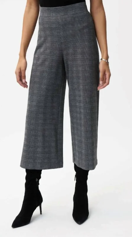 Elegant And Simple Wide Leg Pant In Black/white